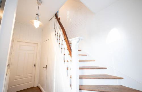 Monteurwohnung-in-Villa-8-Betten-WLAN-TV-Einbaukueche-Ahrensburg-Zentrum-Naehe-Hamburg-AGRP1201 - Photo 8