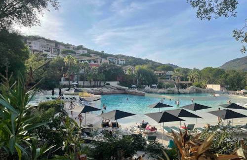 Villa de Charme 60 m2 Piscines Tennis Loisirs Inclus Residence Premiun Pierre et Vacances Les Restanques du Golfe de Saint Tropez - Foto 42