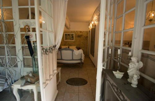 Gîte "Le Bleu D'Orage" Dans un Domaine de 7ha Au Calme - Foto 11