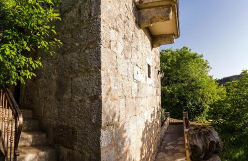 Old Small Stone House - Photo 5