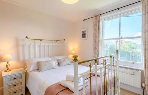 5 Bed in Godshill NFL35 - Photo 12