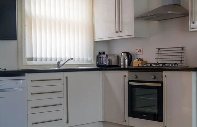 The Storyhouse Gathering 5 Bed - Sleeps 13 City Centre - Photo 4