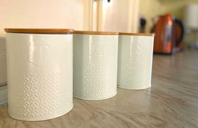 Bright and Spacious 4 Bedroom Home - Foto 26