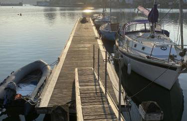 Master Shipwrights House - Great Location - Free WiFi & Parking - Fireplace - Photo 7