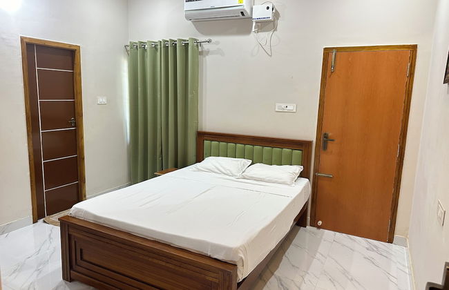 SRI APARTMENT HOMESTAY 2BHK - Foto 2