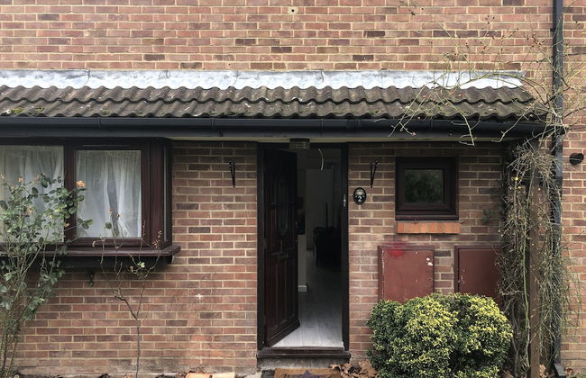 Lovely 3-bed House in Farnham Royal Slough - Foto 19