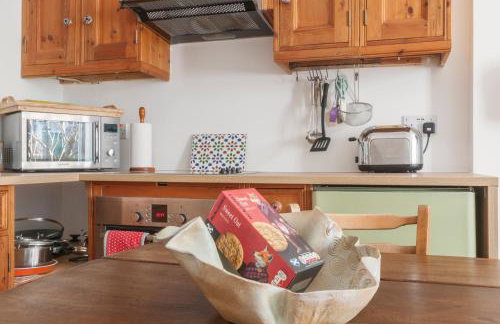 Cozy with Character Vibrant Cottage Style Flat at Leith Links Park - Foto 25