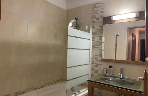 Bel appartement 2 chambres - tout équipé - Terrasse sud- Bolquere Station de ski Font Romeu Pyrénées 2000 - Foto 8