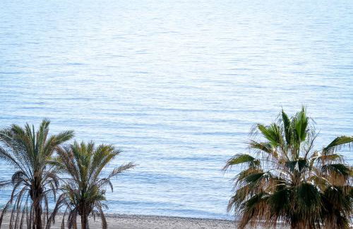 MARBELLA BANUS SUITES - Banús Playa Rocío - 3BR - 3BA - Direct Beach & Sea Access Complex - Outdoor Terrace w Garden Views - Pool - 3 Min Walk to Puerto Banús & Corte Ing Luxury Shopping - Ideal for Families - Foto 49