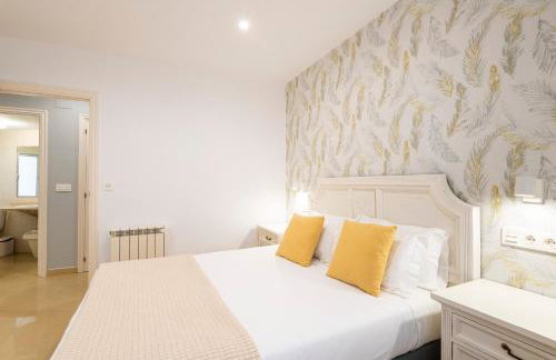 APARTAMENTOS TURISTICOS CASA SARITA - APARTAMENTOS A150 m DE LA PLAYA CANELIÑAS - Foto 13