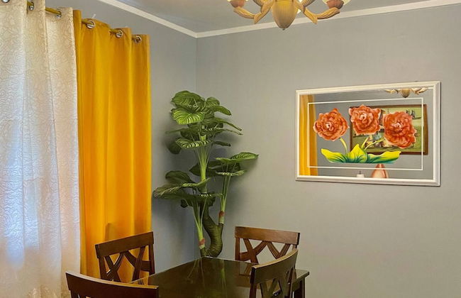 House w 3 Bedrooms And 3 Baths - Free Parking - Photo 21