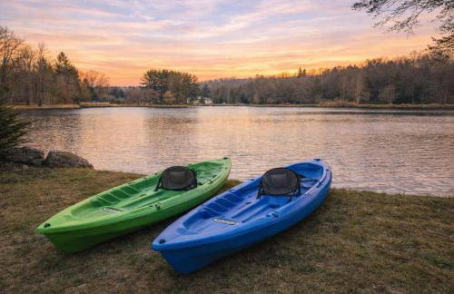 Lakefront Cabin & Cozy Lakeview Cottage - Foto 4