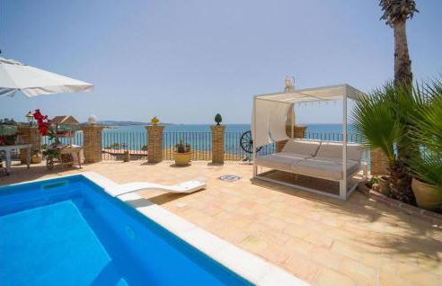 4 Bedroom Stunning Apartment In Ciotta - Foto 9