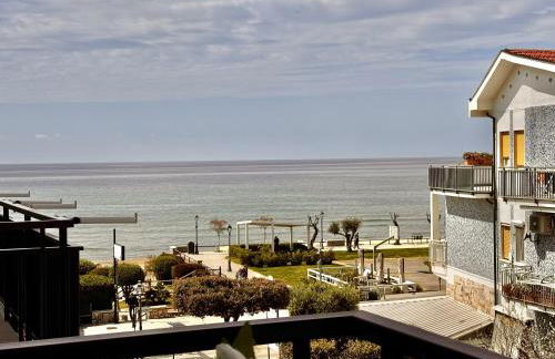 Holidaycasa Robert - Eleganza e comfort sul mare - Foto 8