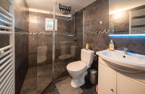 Chambre d'hôtes les Angles 30133 Possibilité jacuzzi - Foto 13