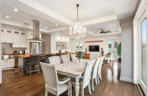 The Burgundy Penthouse Steps to the French Quarter - Foto 2