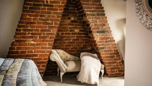 Old Customs House - Photo 2