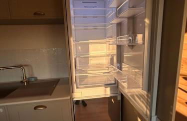 Au 8 à Meursault, Magnifique maison Bourguignonne au pied des vignes, jardin, places de parking privée - Foto 13