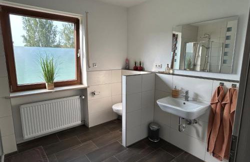 Ruhige Ferienwohnung mit Terrasse für 2 Personen - Foto 13