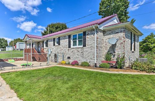 Family-Friendly Sanctuary BBQ, Patio and Yard - Foto 28