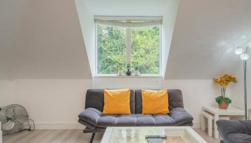 New! Modern Elegant 2-Bed Apartment, free parking - Foto 2