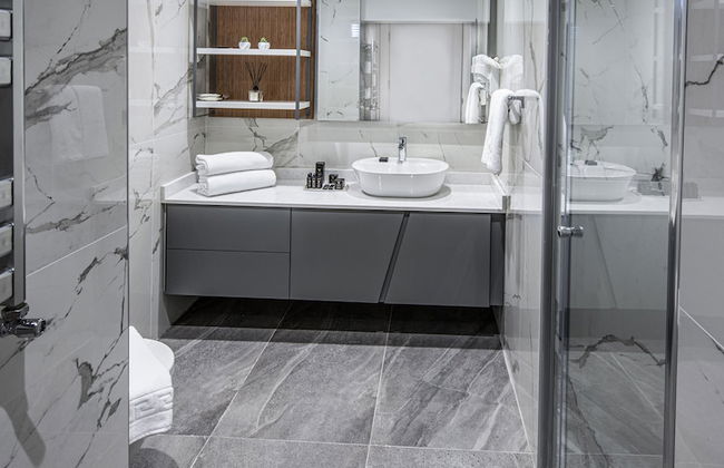 Valente Suites & Hotel - Photo 18