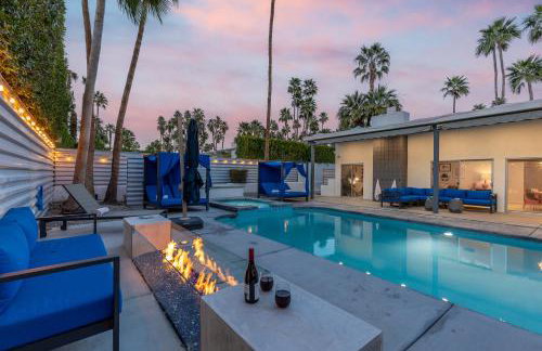 Far Far Away in Vista Las Palmas by ACME House Company - Foto 24