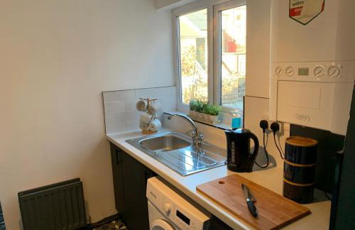 Saltwell St - Delightful 3 Bedroom free parking free wifi - Foto 5