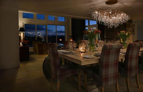 Kipney Farmhouse with hot tub - Photo 17