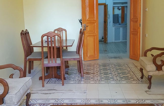 Castle House - Photo 3