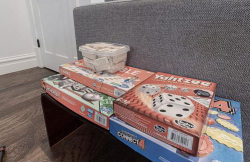 Ann Avenue Modern 3BR Home, Near Downtown with Free Parking - Photo 37