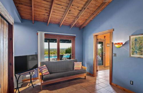 Legendary 3 Bedroom Estate with Pool & Hot Tub! - Foto 67