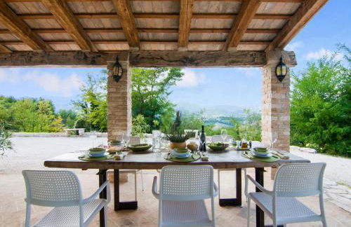 Chic Villa in Acqualagna with Hot Tub in Pool & Private Garden - Foto 54