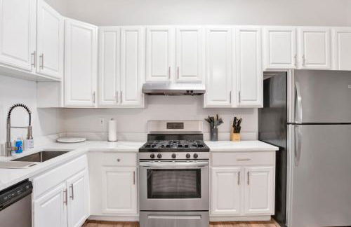 Stars on State in the Heart of Downtown Historic District - Foto 12