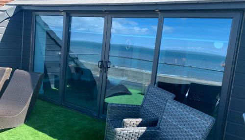 Beach View Apartment with balcony and sea view - pet friendly - Foto 2