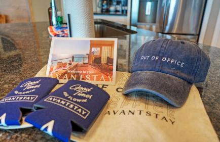 Waterfront, Shared Boat Dock & Pool w/ Views Ariels Grotto by Avantstay - Foto 14