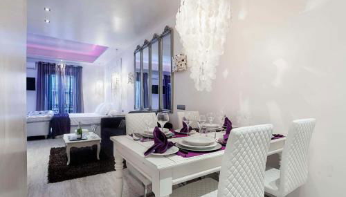 Romantic Barcelona Apartment - Photo 2