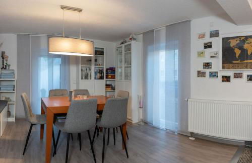 modern house with pool - 3 bedrooms 2 Bathrooms - Foto 69