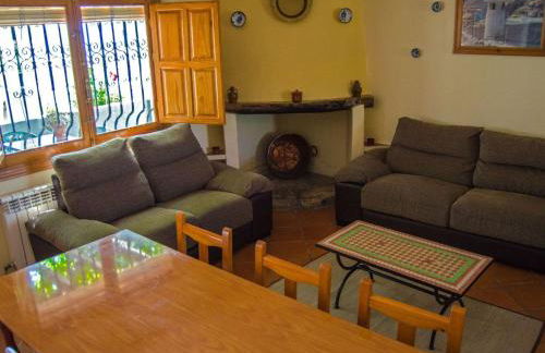 Holiday Home Gemütliches Haus in Anlage mit Schwimmbad in Válor by Interhome - Foto 10