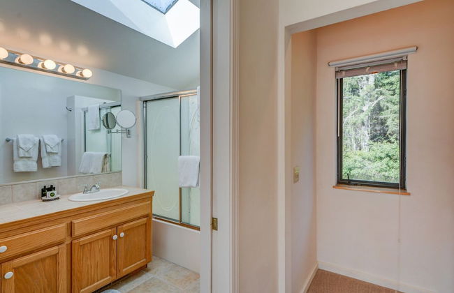 Pacific Splendor Private Hot Tub w/ Views! - Foto 4