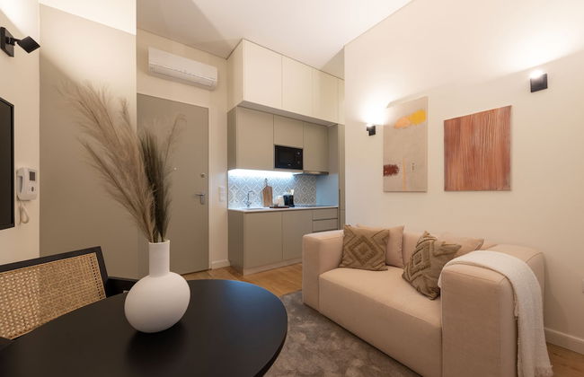 Mouzinho da Silveira 215 by LovelyStay - Foto 38