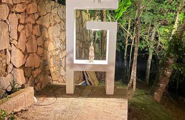 Chalé Novo - 4 quartos - 12 camas - Hidromassagem e Ar condicionado nos quartos - Cond Montserrat - Foto 15