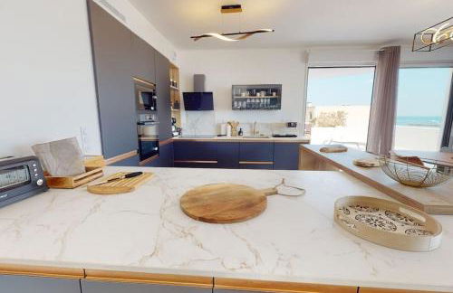 Spendide appartement tout confort, Résidence Archipel T4 en bord de plage, avec grande terrasse aménagée,spa et parking privé - Foto 20