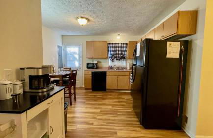 The Blue Door at Sylva Home Base Apartments - Foto 13