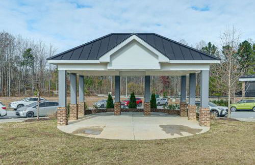 Central Condo 2 Mi to Downtown Fuquay-Varina - Foto 25