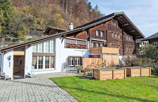 1 bedroom Apartment in Brienz with garden - Photo 2
