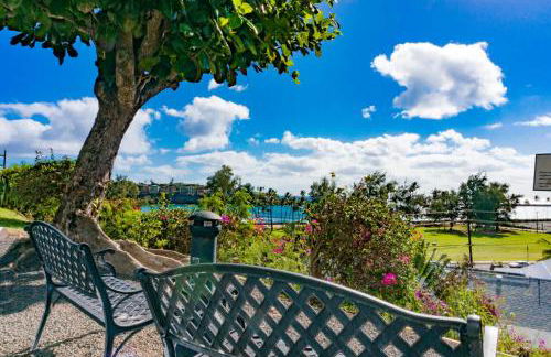 Beachfront Bungalow Walk to Ocean & Restaurants - Foto 10