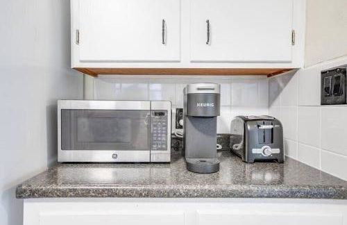 Entire Home Blocks from Notre Dame. Sleeps 8+ - Foto 9