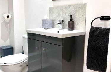 Stylish Spacious 1Bd Apt-kingbed-10min Heaton Park - Foto 34