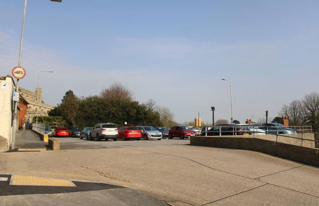 Remarkable 3-bed Apartment in Newport Pagnell - Foto 33